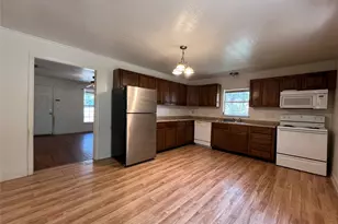 305 E Rd, Stephenville, TX 76401 - Photo 5