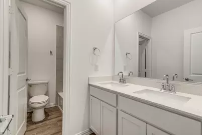 1033 Rosebay Drive, Justin, TX 76247 - Photo 19