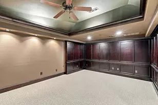 627 Lake Point Dr, Irving, TX 75039 - Photo 23