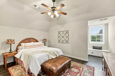 627 Lake Point Drive, Irving, TX 75039 - Photo 29