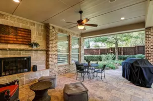 627 Lake Point Dr, Irving, TX 75039 - Photo 33