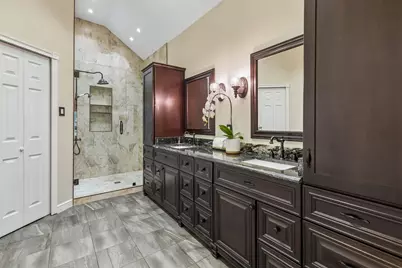 8212 Steamers Lane, Frisco, TX 75035 - Photo 11