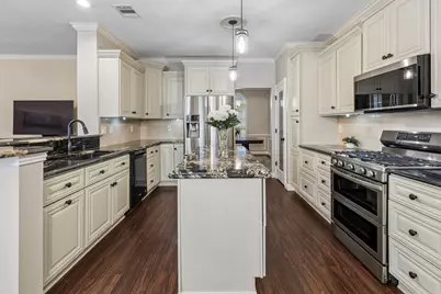 8212 Steamers Lane, Frisco, TX 75035 - Photo 5