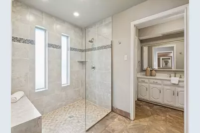 10123 Apple Creek Drive, Dallas, TX 75243 - Photo 19