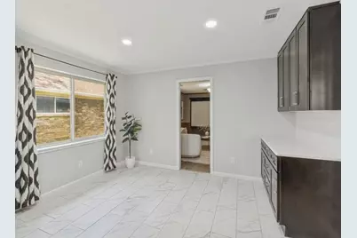 10123 Apple Creek Drive, Dallas, TX 75243 - Photo 11