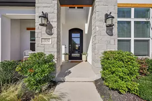 2212 Dunstan Dr, Fort Worth, TX 76008 - Photo 3
