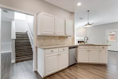 908 Dallas Lane, Lewisville, TX 75067 - Photo 13