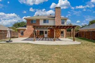 908 Dallas Ln, Lewisville, TX 75067 - Photo 5