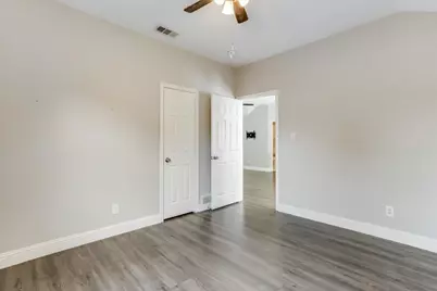 908 Dallas Lane, Lewisville, TX 75067 - Photo 35