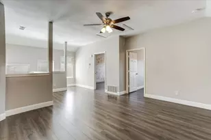 908 Dallas Ln, Lewisville, TX 75067 - Photo 27