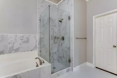 908 Dallas Lane, Lewisville, TX 75067 - Photo 11