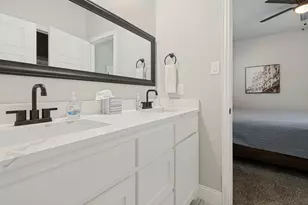 1315 Oak Knoll Dr, Haltom City, TX 76117 - Photo 15