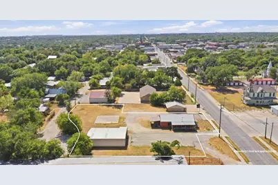 658 E Washington Street, Stephenville, TX 76401 - Photo 3