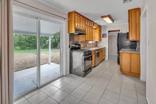 5629 Woodway, Fort Worth, TX 76133 - Photo 5