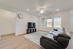 681 Tyronza, Justin, TX 76247 - Photo 15