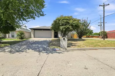 8195 Waterside Trail, Fort Worth, TX 76137 - Photo 1