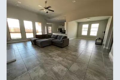 706 Buffalo Creek Drive, Cleburne, TX 76033 - Photo 15