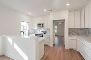 1228 Elva Warren St, Fort Worth, TX 76115 - Photo 5