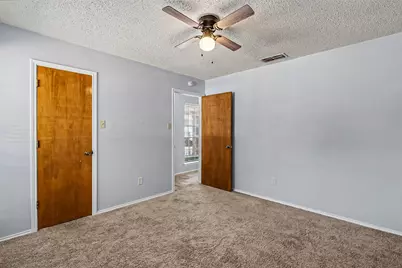 5211 Wild West Drive, Arlington, TX 76017 - Photo 11
