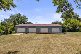 411 Ellis, Hughes Springs, TX 75656 - Photo 25