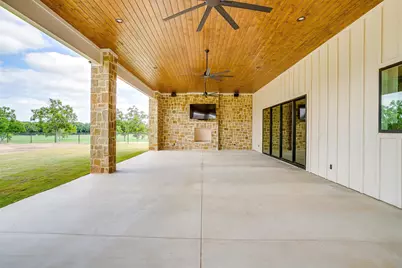 3019 Orchard Road, Bowie, TX 76230 - Photo 29