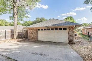 2609 Still Meadow Rd, Irving, TX 75060 - Photo 31