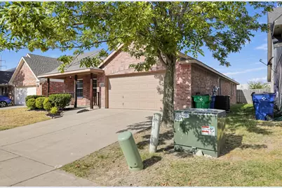 1655 Wildflower Drive, Waxahachie, TX 75165 - Photo 3