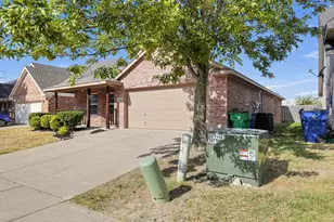 1655 Wildflower Dr, Waxahachie, TX 75165 - Photo 3