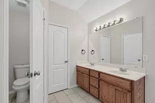 1655 Wildflower Dr, Waxahachie, TX 75165 - Photo 21