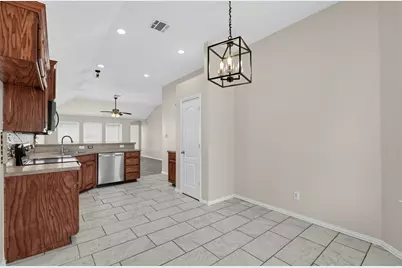 1655 Wildflower Drive, Waxahachie, TX 75165 - Photo 9