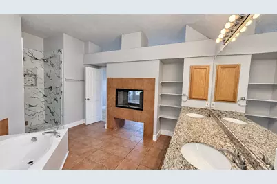 5709 Parkwood Trail, Haltom City, TX 76137 - Photo 17