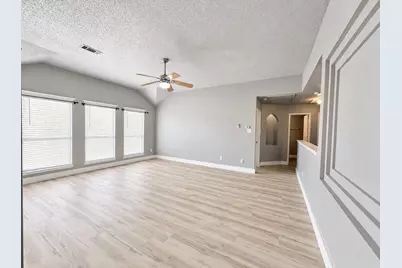 5709 Parkwood Trail, Haltom City, TX 76137 - Photo 21