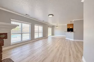 5709 Parkwood Trail, Haltom City, TX 76137 - Photo 11
