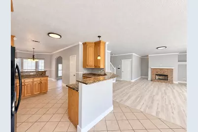 5709 Parkwood Trail, Haltom City, TX 76137 - Photo 9
