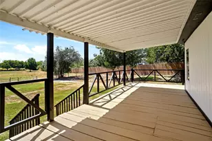 276 Wonder Dr, Springtown, TX 76082 - Photo 33