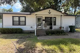 1324 Dale Dr, Garland, TX 75041 - Photo 1