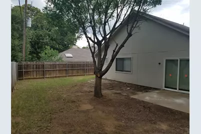 5737 Sterling Green Trail, Arlington, TX 76017 - Photo 15