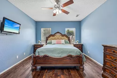 1910 Bentwood Court, Grapevine, TX 76051 - Photo 19