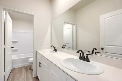 1605 Annabelle Street, Cleburne, TX 76031 - Photo 9