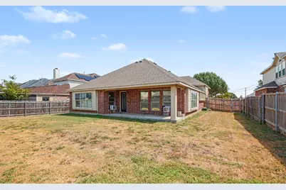 200 Lorient Drive, Mansfield, TX 76063 - Photo 17