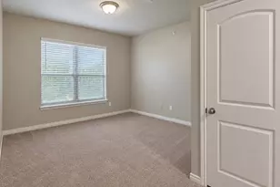6553 Rutherford Rd, Plano, TX 75023 - Photo 11