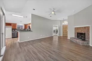 912 Cole Ave, Denton, TX 76208 - Photo 7