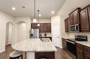 2643 Harlow Ln, Grand Prairie, TX 75052 - Photo 7