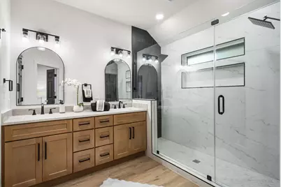 2706 Summerwood Court, McKinney, TX 75072 - Photo 5