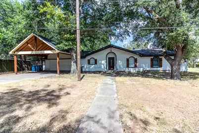 115 E Allen Street, Kaufman, TX 75142 - Photo 1