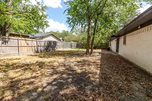 115 E Allen St, Kaufman, TX 75142 - Photo 11