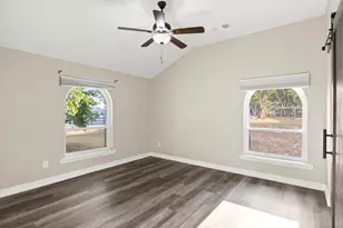 360 Rockett Ln, Pecan Hill, TX 75154 - Photo 17