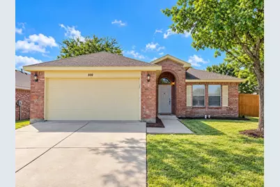 800 Castlewick Court, Arlington, TX 76018 - Photo 1