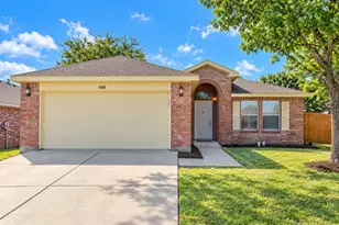 800 Castlewick Ct, Arlington, TX 76018 - Photo 1
