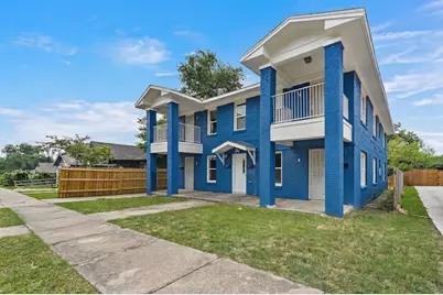 1016 E Arlington Avenue, Fort Worth, TX 76104 - Photo 1